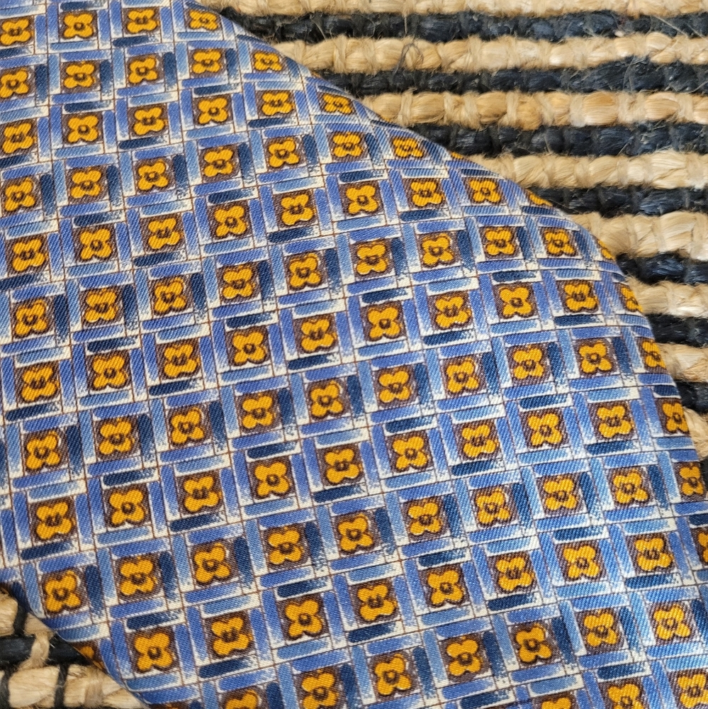 J. CREW FLORAL NECK TIE - Picture 3 of 3